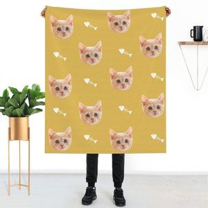 Cat Face Blanket With Fish Bones in Yellow Color